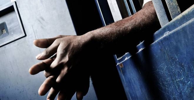 Chiudeteli in cella e buttate via la chiave…recidiveranno 3 volte e mezzo in più!